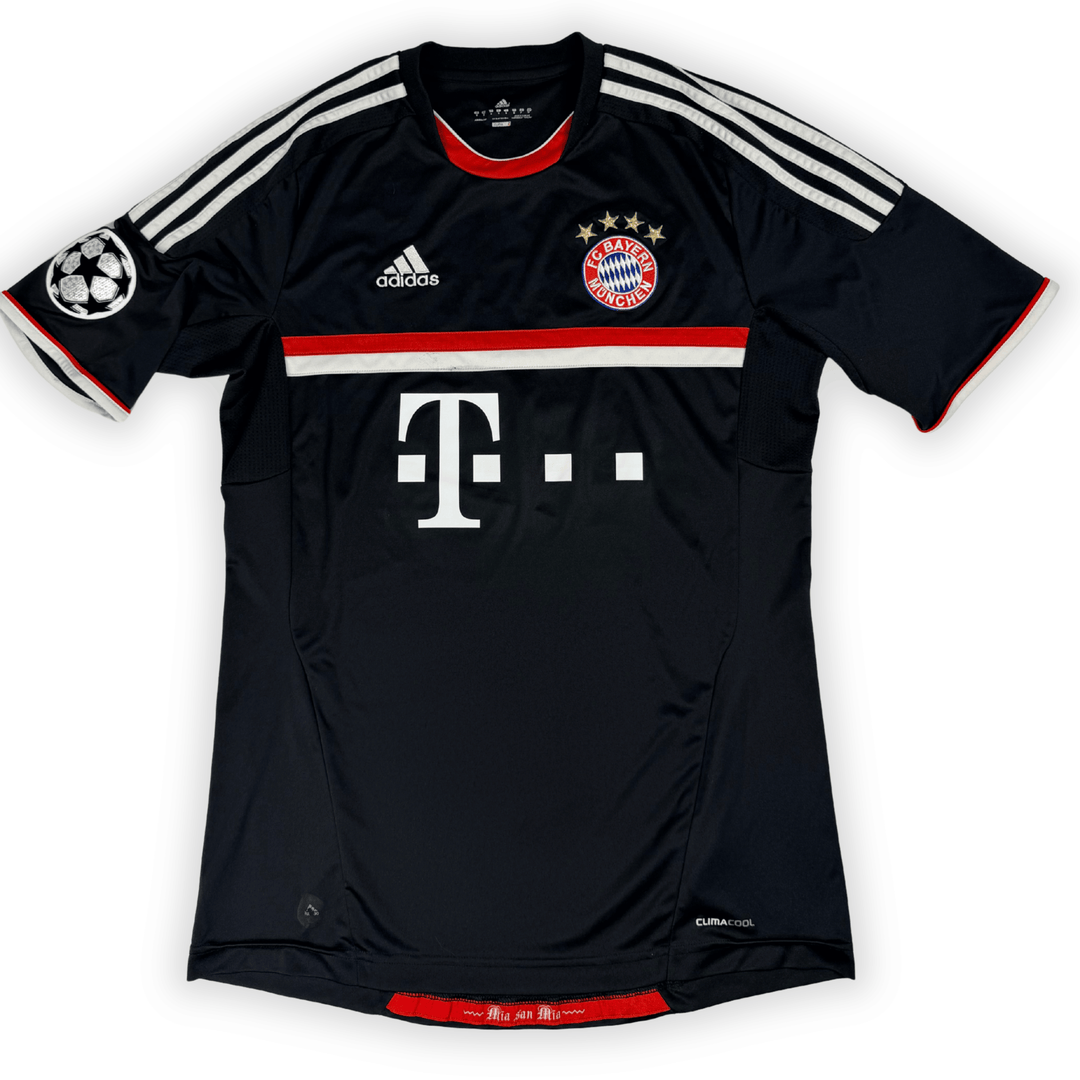 2011-2012 BAYERN MUNICH UCL THIRD SHIRT ROBBEN #10 - (M)