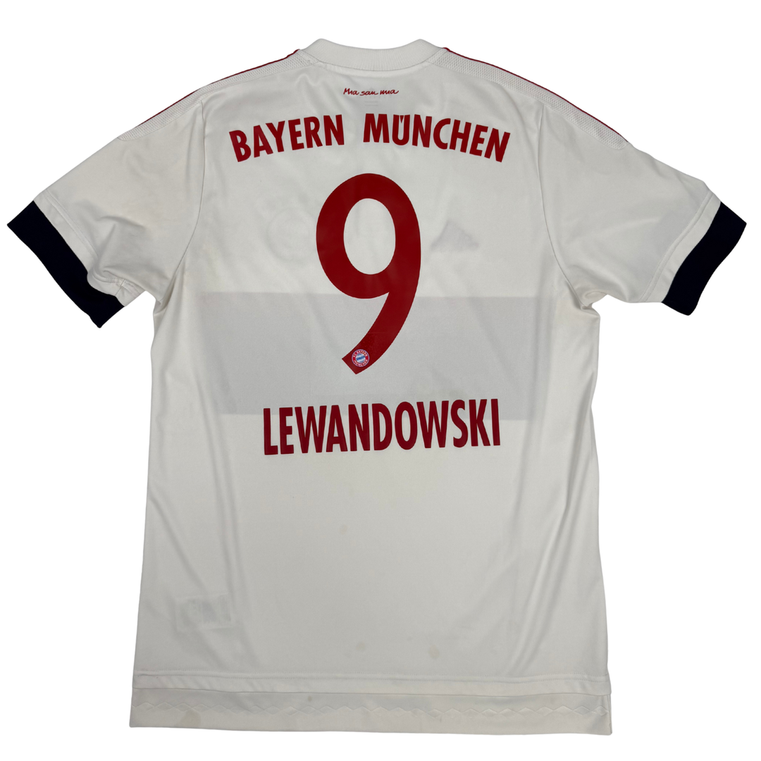 2015-2016 BAYERN MUNICH AWAY SHIRT LEWANDOWSKI #9 - (M)