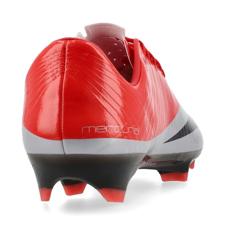 MERCURIAL VAPOR SUPERFLY CR7 RGN - Max Orange/Metallic Silver/Dark Abyss LIMITED EDITION